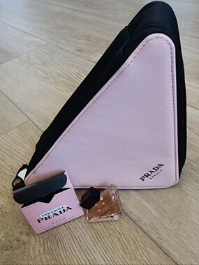 New Prada Beauty Pink Makeup Triangle Case Bag + Mini Edp Paradoxe Gift Set